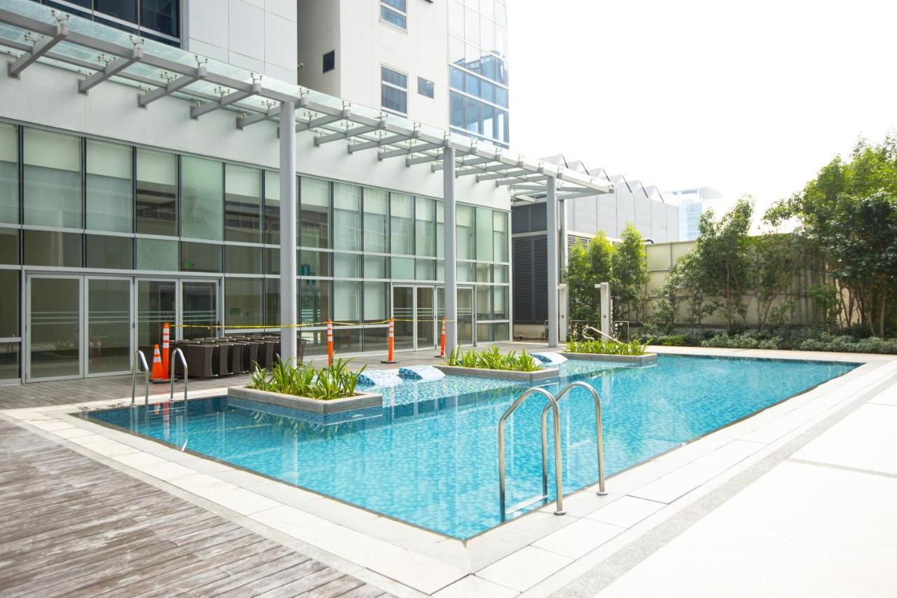 Modern 1Br In Uptown Bgc Aparthotel Тагуиг Екстериор снимка